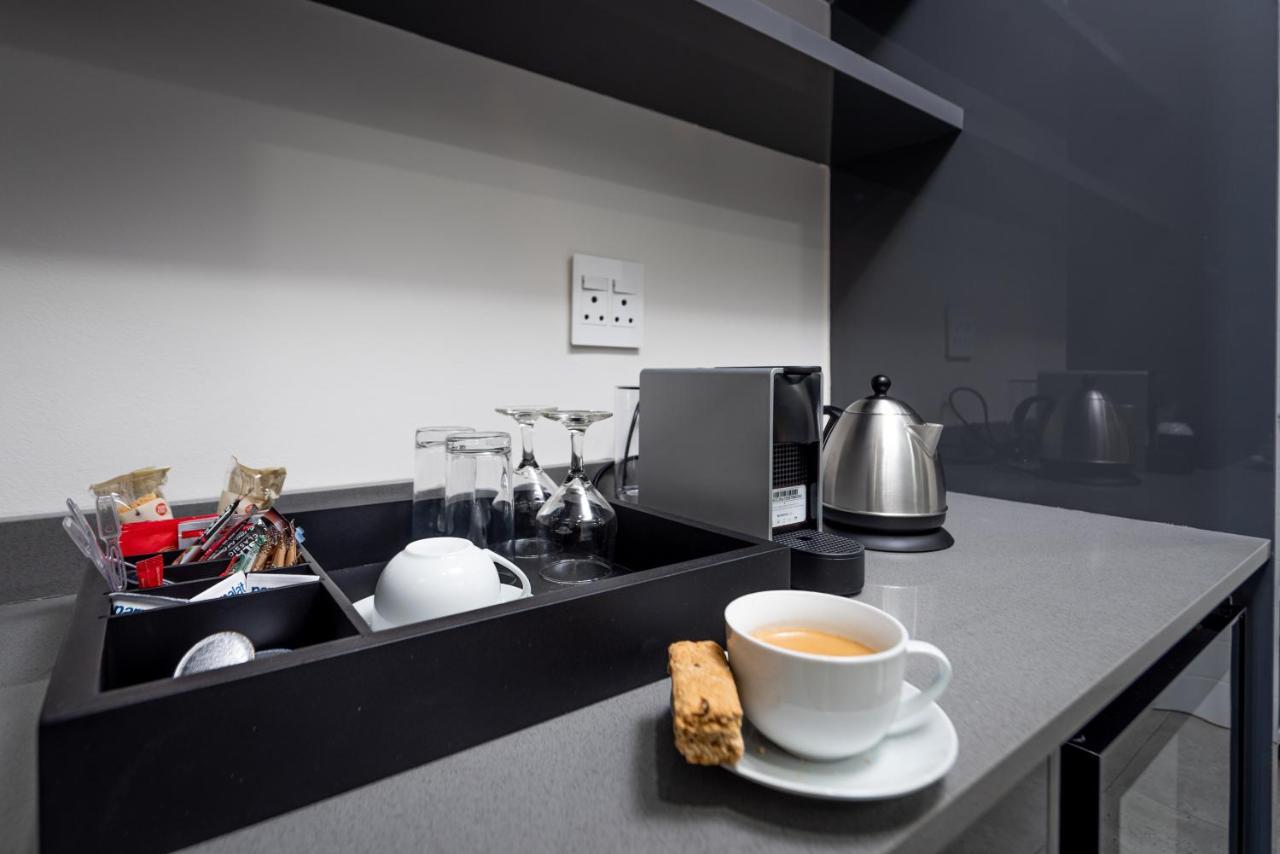 Reserved Suites Illovo Joanesburgo Exterior foto