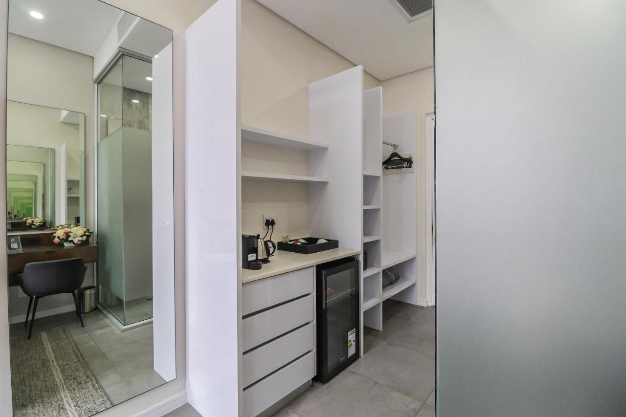 Reserved Suites Illovo Joanesburgo Exterior foto