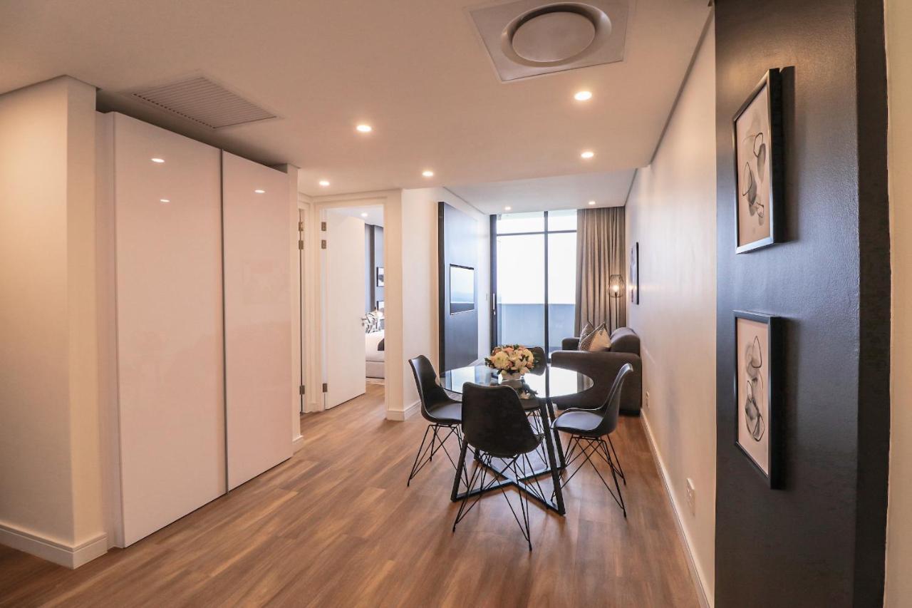 Reserved Suites Illovo Joanesburgo Exterior foto