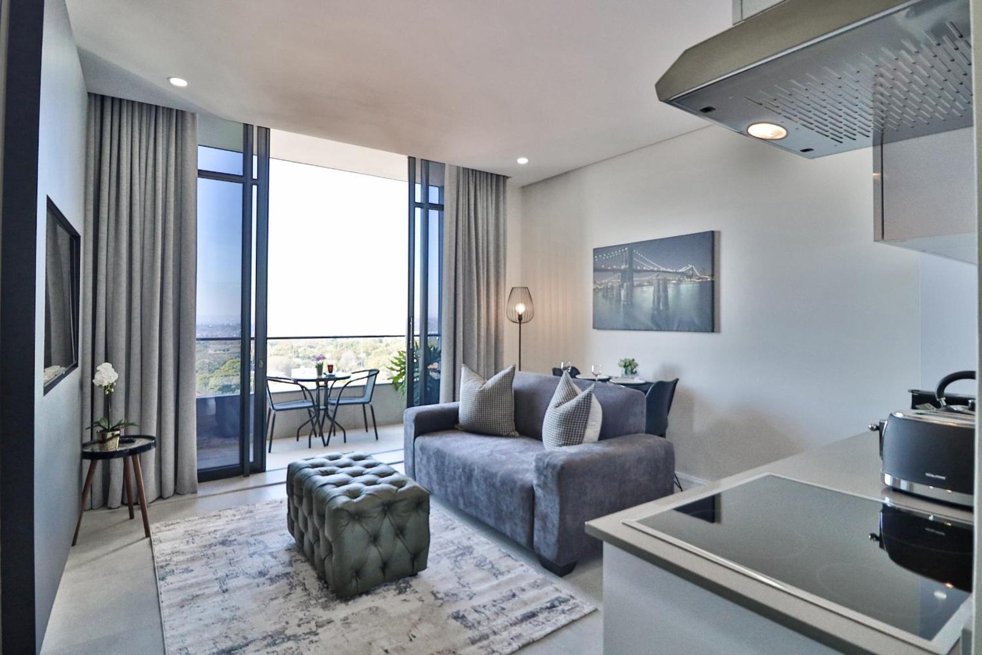 Reserved Suites Illovo Joanesburgo Exterior foto